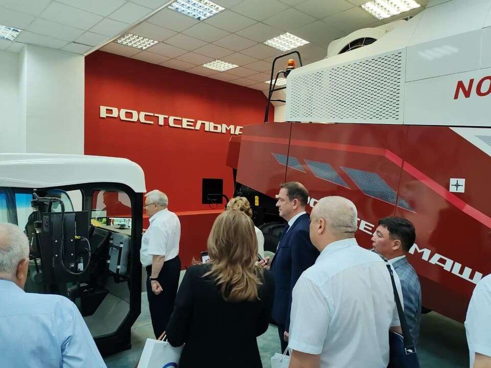 В аудитории Ростсельмаш